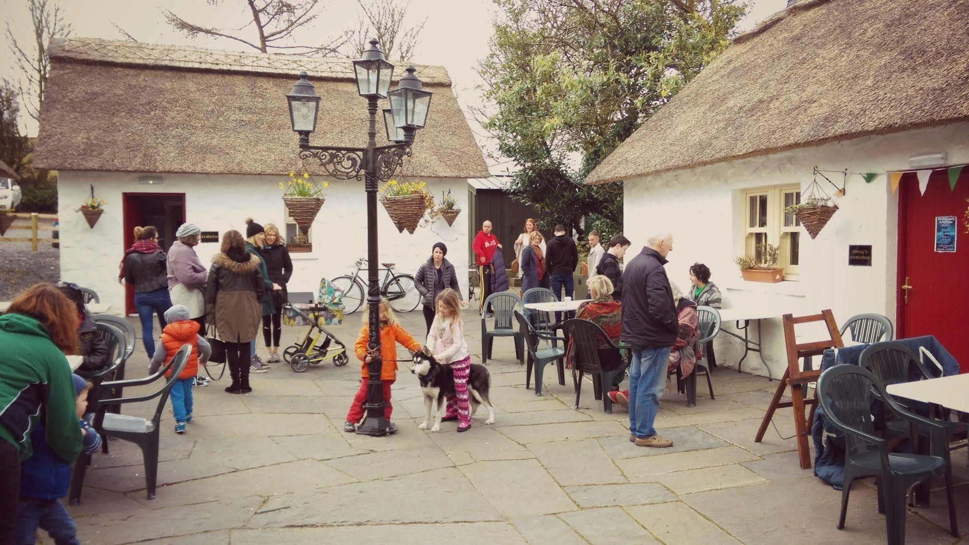 Loughcrew Megalithic Hostel Millbrook Exterior foto